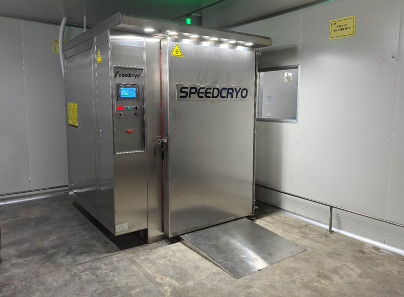 What is the difference between a Liquid Nitrogen Freezer and a Conventional Freezer?